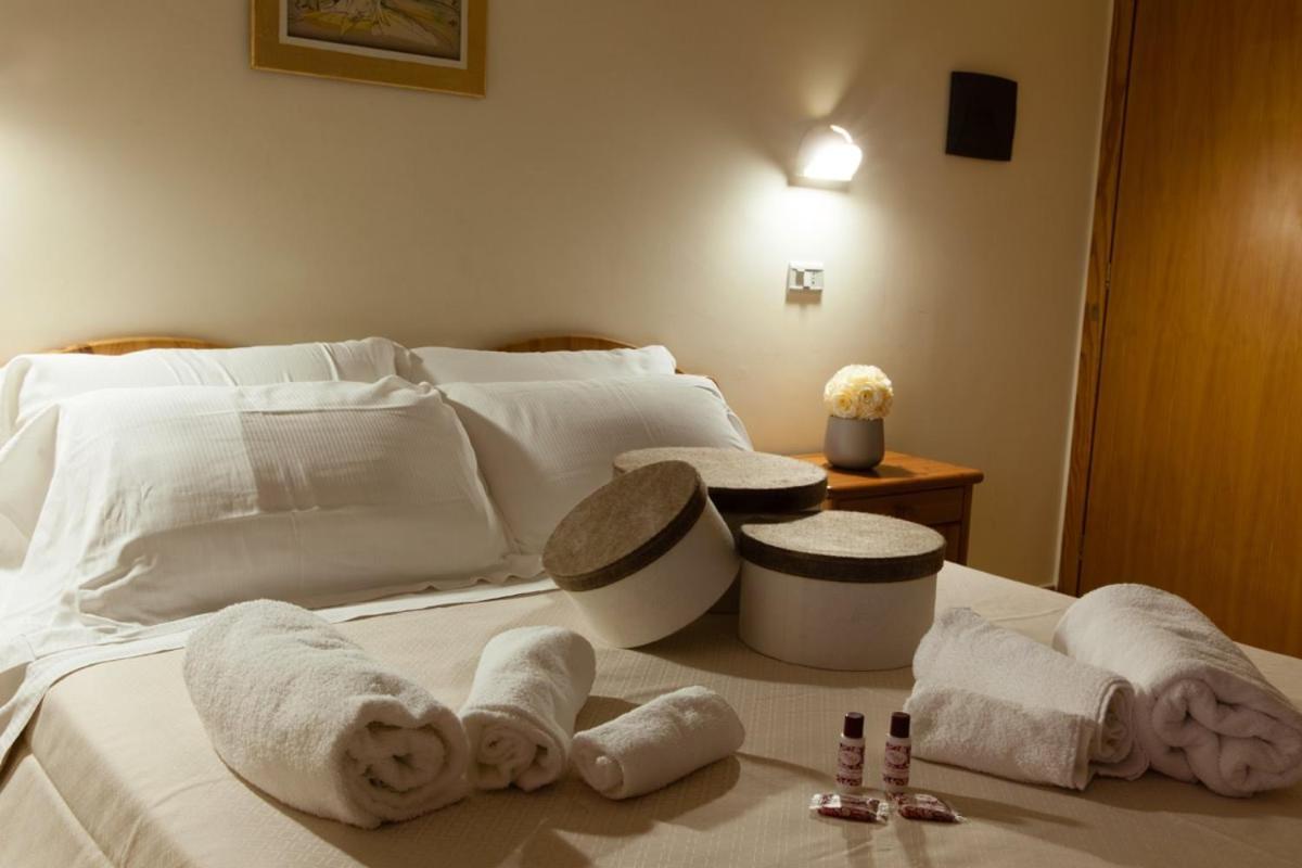 Hotel Ristorante San Giovanni Falerna Extérieur photo